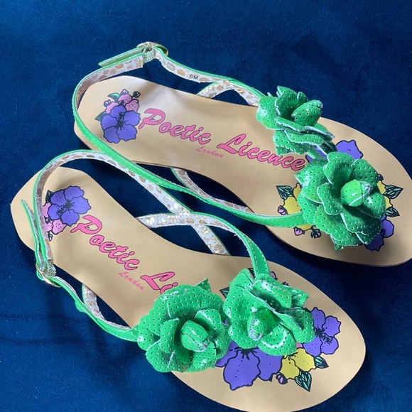 Poetic Licence, London Sandals, Like New! - Picture 1 of 2